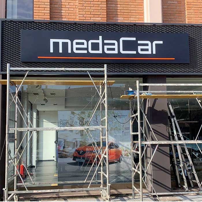 Insegne-Negozi-Milano